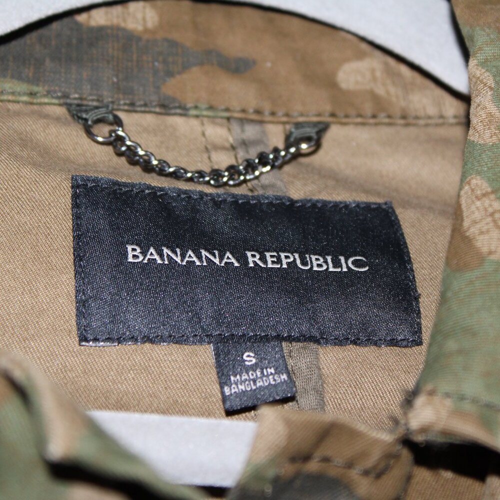 Banana Republic Camo Camoflauge Women's Jacket Buttons Cinched Waist Pockets - Picture 6 of 10